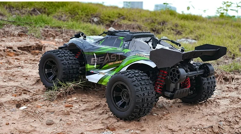 1:16 35km/h 4WD RC Car High Drift Speed Off Road Vehicle