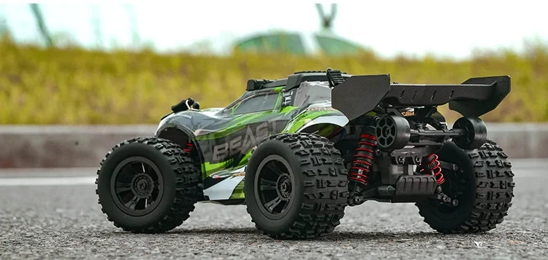 1:16 35km/h 4WD RC Car High Drift Speed Off Road Vehicle
