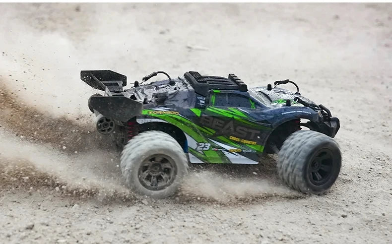 1:16 35km/h 4WD RC Car High Drift Speed Off Road Vehicle