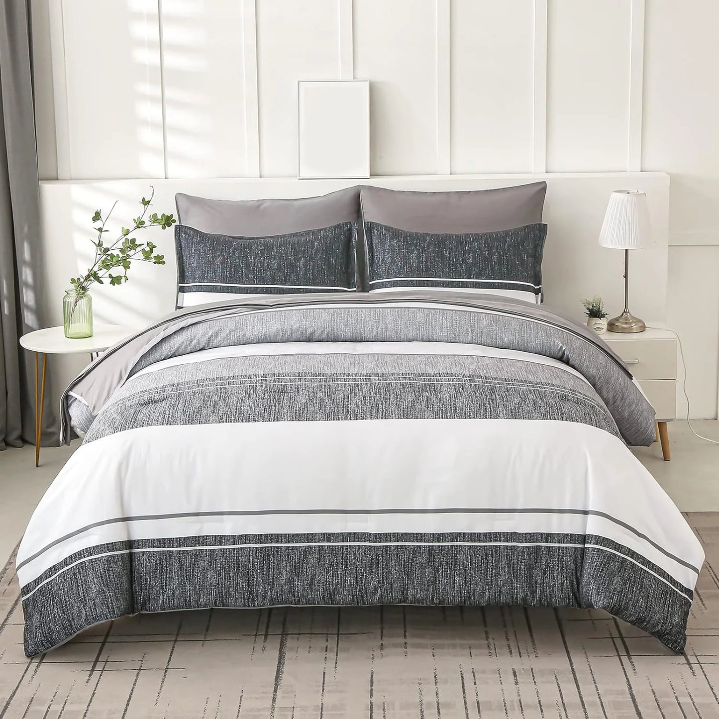 7 Pieces Striped Comforter Set