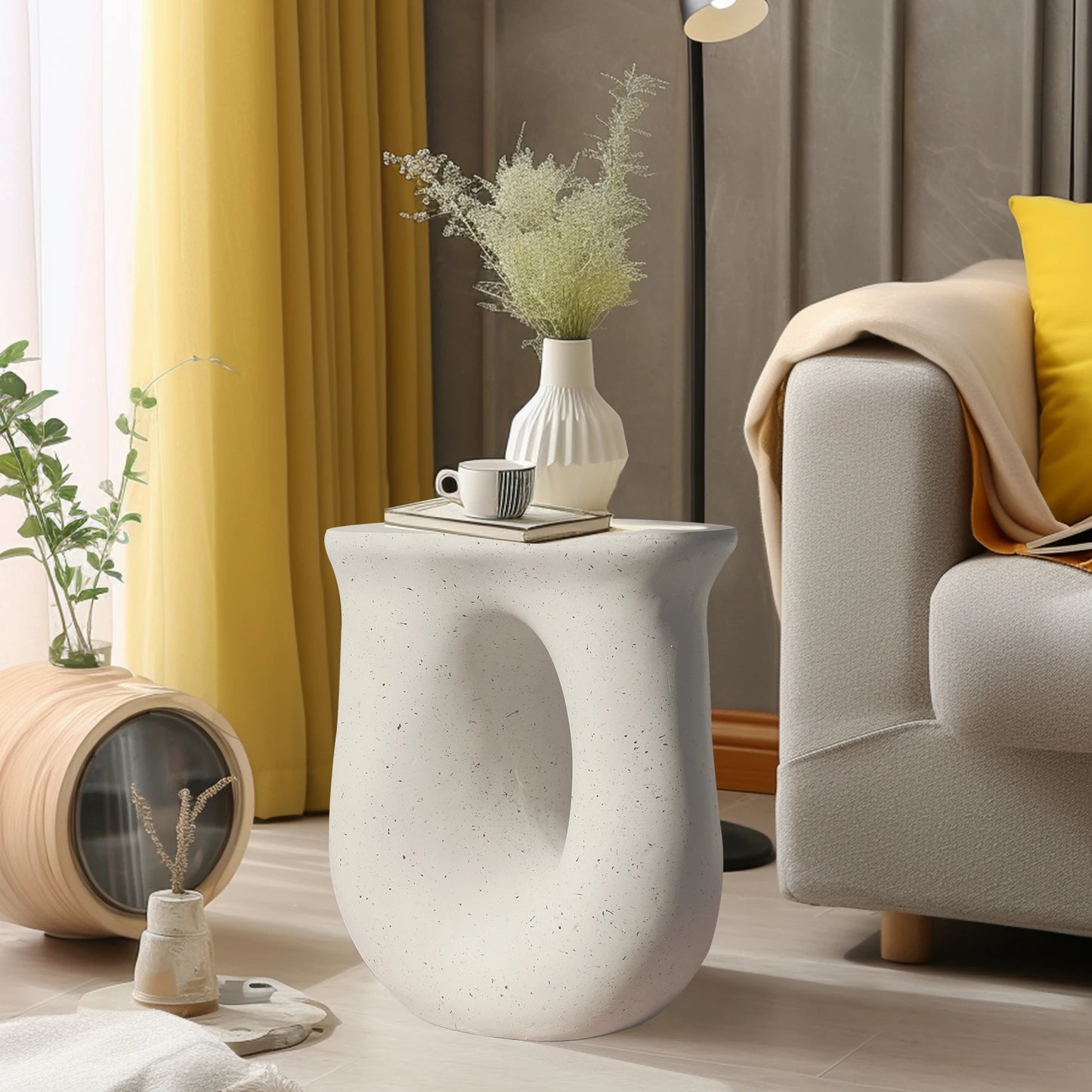 U-Shaped Geometric Stylish Lightweight Nightstand